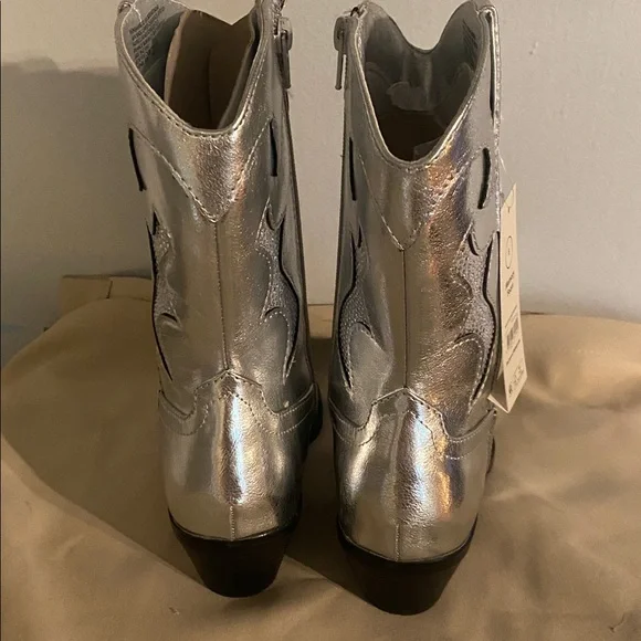 Western boots - Picture 7 of 13